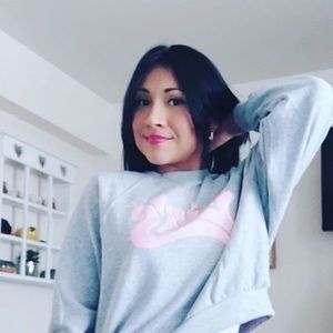 Meet your Posher, Dulce maría